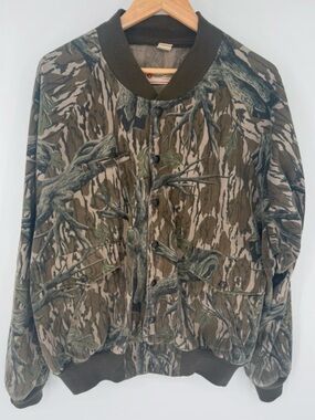 Vintage 80’s Simmons MasterGuide XL Mossy Oak Camo Bomber Hunting Jacket Coat